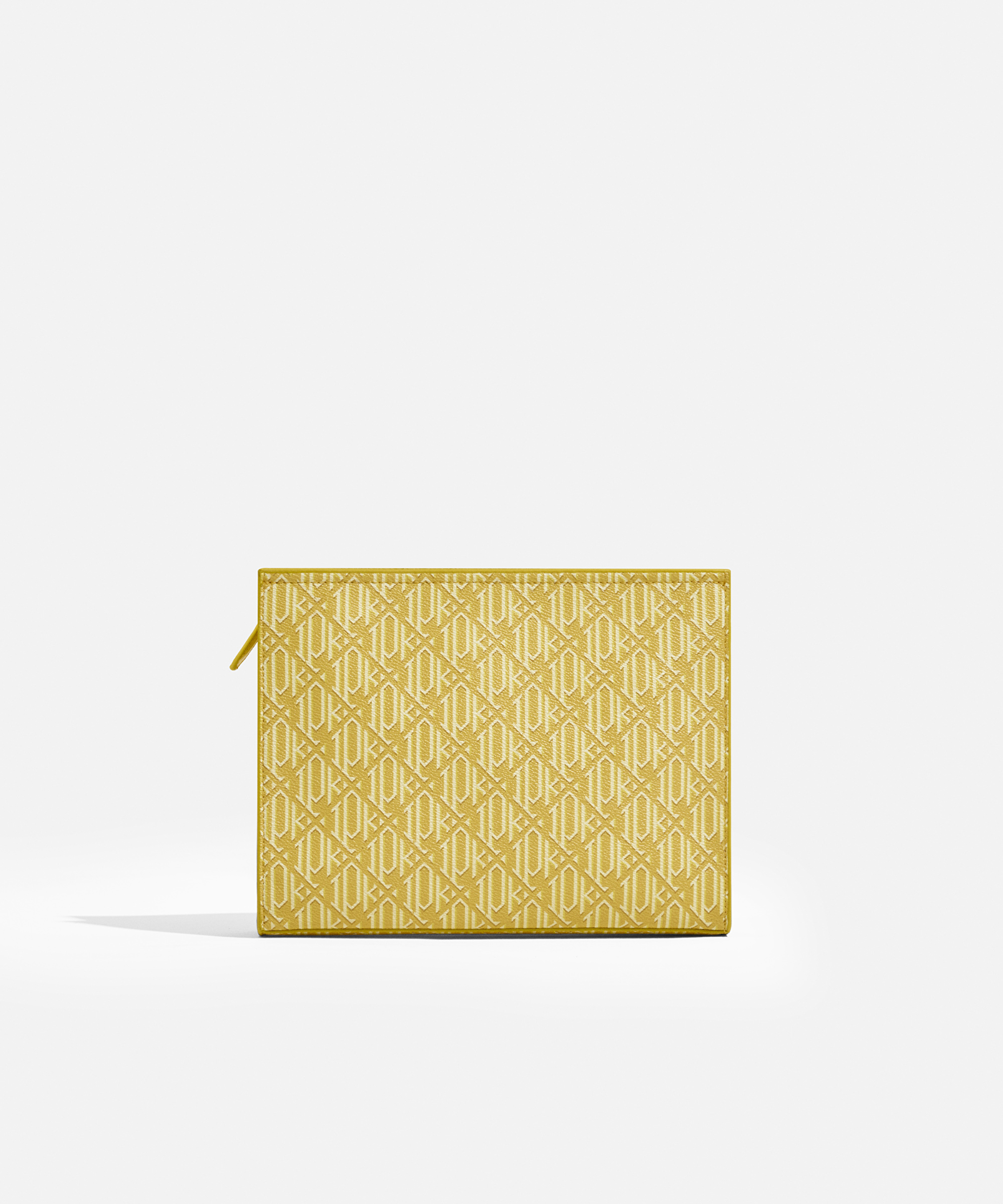 VOYAGE clutch
